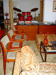 125mhp_family_conference_area_seating_x560.jpg