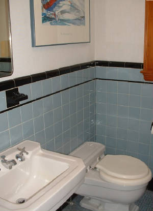 125mhp_halfbath_x560.jpg